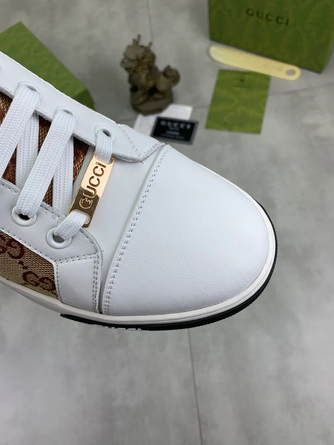Men's shoes 💰P420💰 [New model] (GUCCI) official website's latest 🎁🎁casual and fashionable men's shoes 👟, hot style 💥 style is simple and elegant, exclusive for trendy men. Unique official website's latest brand double G elements 👑Original Gucci decoration, fashionable and generous, the fabric is original frosted calfskin ✅Fully imported first-layer pigskin lining, the official website specifies wear-resistant, lightweight original rubber casual outsole, the classic model is taken in kind at the counter🎬38-44 2️⃣ colors available
